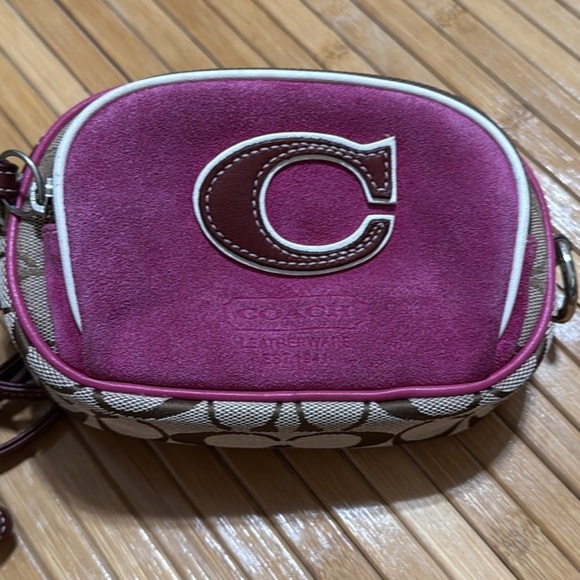 Coach Vintage Mini Camera Bag With Suede Pink And Signature Coach Jacquard Print - Picture 1 of 8